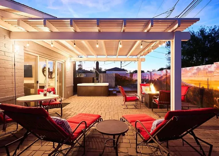 Holiday home Saguaro-hot Tub-pool- In Old Town *